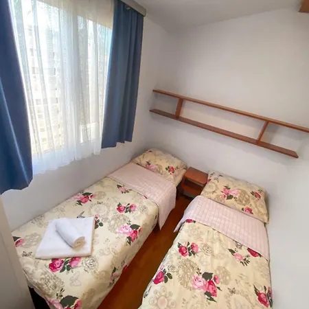 Mobilhome Arina - With Pool Campingplads Torrette