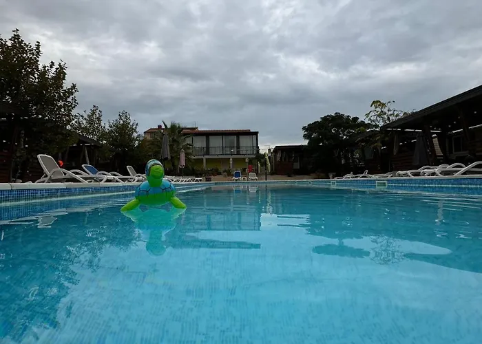 Кемпинг Mobilheim 6 Personen Pool Am Турань